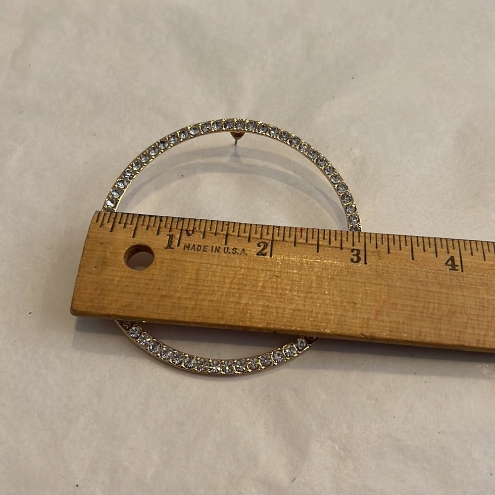 Large earrings - Picture 5 of 6